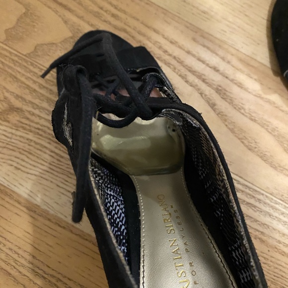 3/$15 Sexy lace up heels - Picture 2 of 3